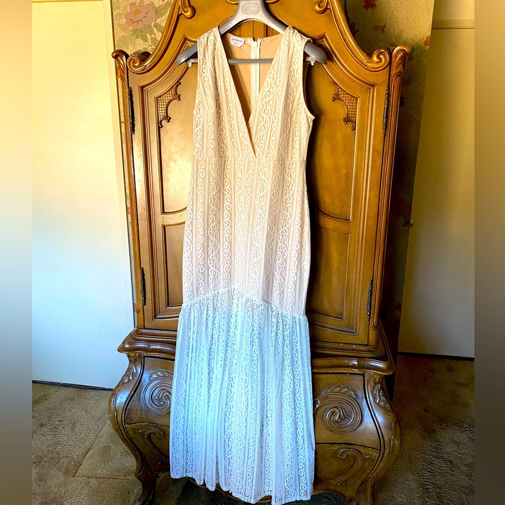 GORGEOUS LONG SEXY BEBE DRESS
